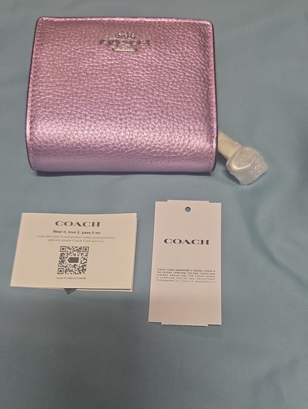 BNWT:AUTHENTIC COACH Metallic Pink Wallet w/Burgundy Lining